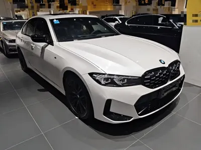 BMW 3 Series 2025, 20500 км, за 187600 CNY