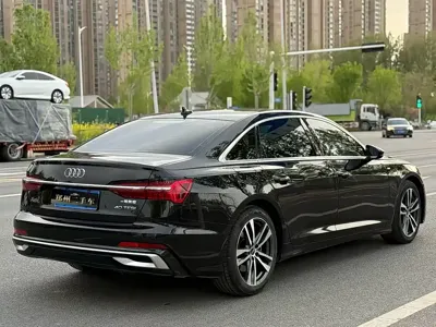 Audi A6L 2023, 42000 км, за 185799 CNY - фото 16