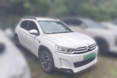 Citroen C3-XR 2015, 96500 км, за 35478.6 CNY