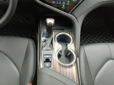 Toyota Camry 2020, 71700 км, за 98800 CNY - фото 16