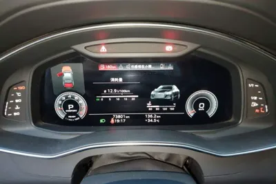 Audi A6L 2023, 73800 км, за 234224.03 CNY - фото 8