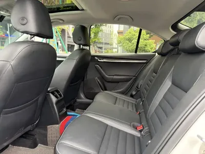 Skoda Octavia 2017, 80000 км, за 28100 CNY - фото 7