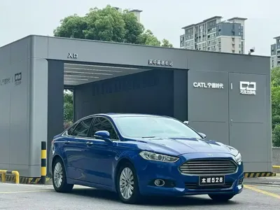 Ford Mondeo 2014, 90000 км, за 26800 CNY