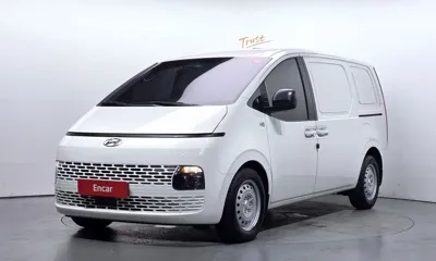 Hyundai Staria · 2022 год