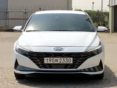 Hyundai Avante · 2023 год
