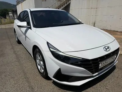 Hyundai Avante · 2021 год