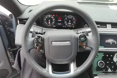 Land Rover Range Rover Evoque 2020, 42000 км, за 144783.15 CNY - фото 18