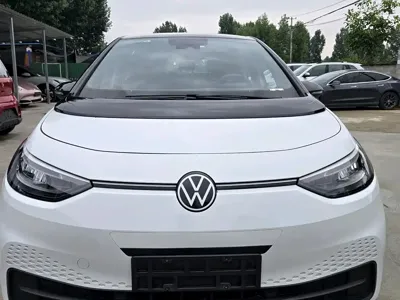 Volkswagen ID.3 2024, 120000 км, за 70000 CNY