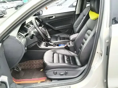 Volkswagen Passat 2017, 129500 км, за 45800 CNY - фото 15