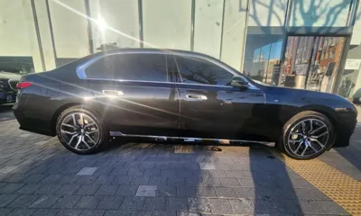 BMW 7-Series 2025, 500 км, за 104140000 KRW