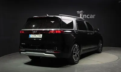 Kia Canival 2023, 61390 км, за 24800000 KRW