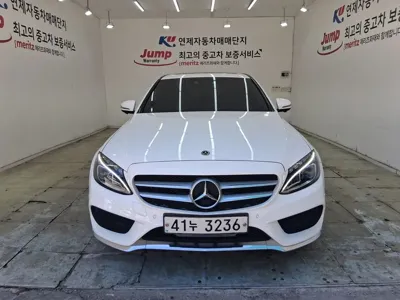 Mercedes-Benz C-Class · 2018 год