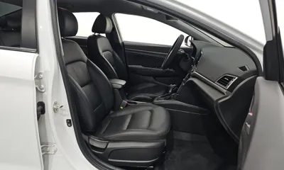 Hyundai Avante 2018, 68319 км, за 12000000 KRW - фото 10
