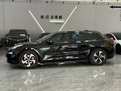 Zeekr 001 2024, 70000 км, за 126000 CNY
