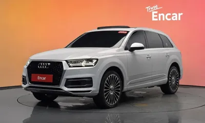 Audi Q7 · 2019 год