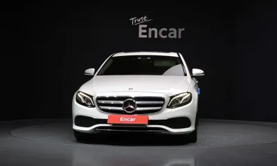 Mercedes-Benz E-Class 2017, 112648 км, за 22000000 KRW
