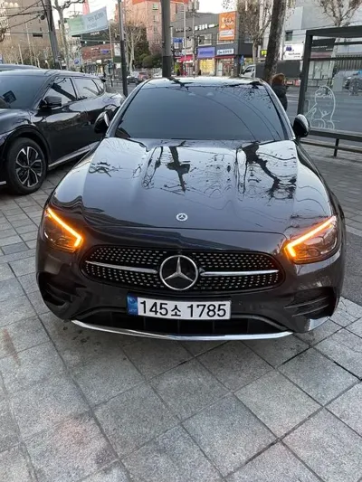 Mercedes-Benz E-Class · 2022 год