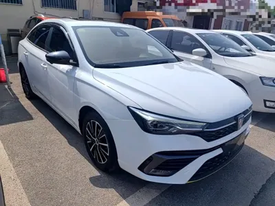 Roewe i5 2021, 33900 км, за 36200 CNY