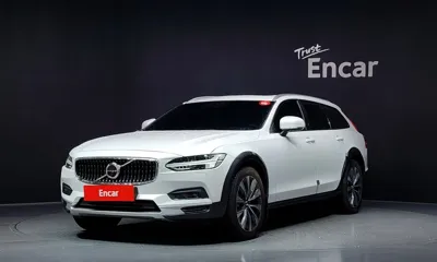 Volvo V90 · 2021 год