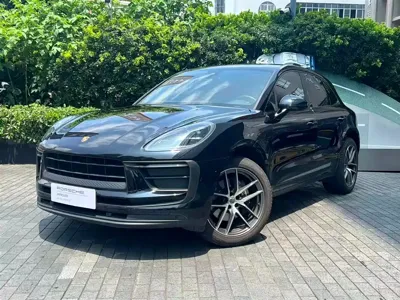Porsche Macan · 2024 год