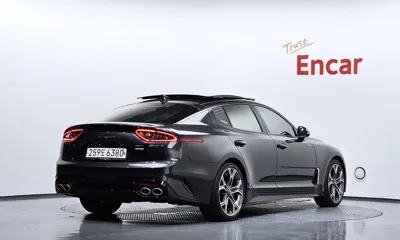 Kia Stinger 2018, 77428 км, за 17000000 KRW
