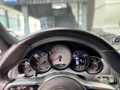 Porsche Cayenne 2016, 70000 км, за 238000 CNY - фото 11