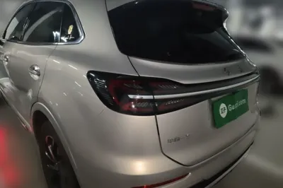Hongqi HS5 2023, 39700 км, за 98250.58 CNY