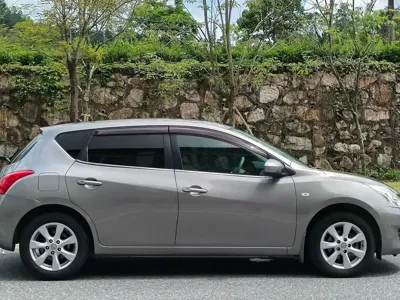 Nissan Tiida 2012, 133000 км, за 17800 CNY