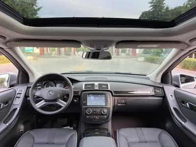 Mercedes-Benz R-Class 2017, 131800 км, за 99800 CNY - фото 9