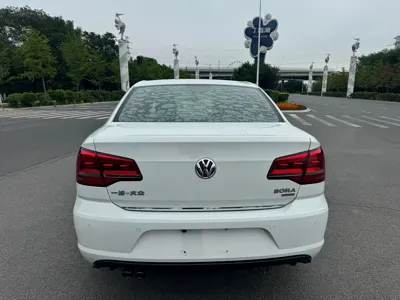 Volkswagen Bora 2014, 105000 км, за 25800 CNY