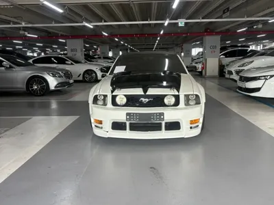 Ford Mustang · 2007 год