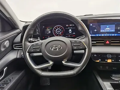 Hyundai Elantra 2021, 49900 км, за 49800 CNY - фото 11