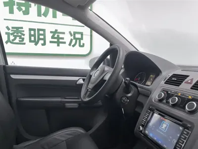 Volkswagen Touran 2014, 78700 км, за 23900 CNY - фото 22
