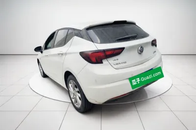 Buick Verano 2016, 116200 км, за 45722.87 CNY