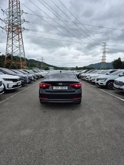 Hyundai Sonata 2015, 182269 км, за 5300000 KRW