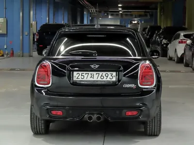MINI Cooper 2019, 69339 км, за 16500000 KRW