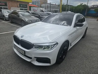 BMW 5-Series 2018, 136000 км, за 26500000 KRW