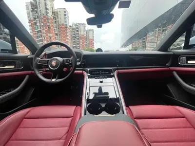 Porsche Panamera 2025, 7700 км, за 868000 CNY - фото 6