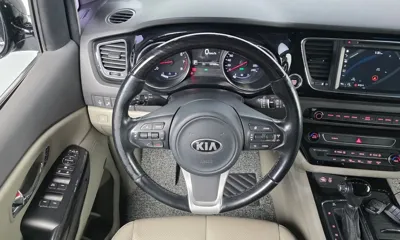 Kia Canival 2016, 157885 км, за 10500000 KRW - фото 13