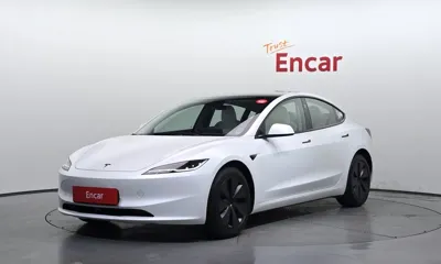 Tesla Model 3 · 2026 год