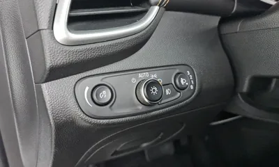 ChevroletGMDaewoo Trax 2019, 97407 км, за 7200000 KRW - фото 15