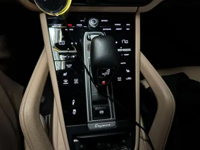Porsche Cayenne 2019, 54881 км, за 63990000 KRW - фото 6