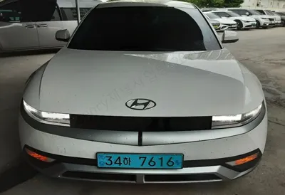 Hyundai Ioniq5 2023, 60289 км, за 6480000 KRW
