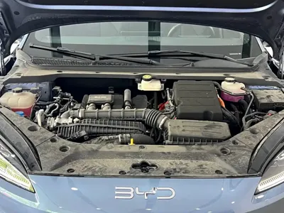 BYD 海豹06 2025, 8000 км, за 89800 CNY