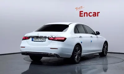 Mercedes-Benz E-Class 2021, 80474 км, за 35900000 KRW