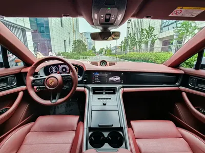 Porsche Panamera 2024, 15000 км, за 808000 CNY - фото 4