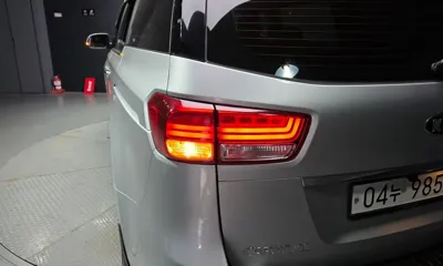 Kia Canival 2017, 96959 км, за 8500000 KRW - фото 23