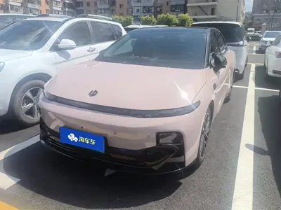 Leapmotor 零跑B01 · 2025 год