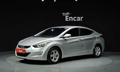 Hyundai Avante · 2012 год