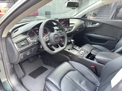 Audi A7 2018, 80000 км, за 142400 CNY